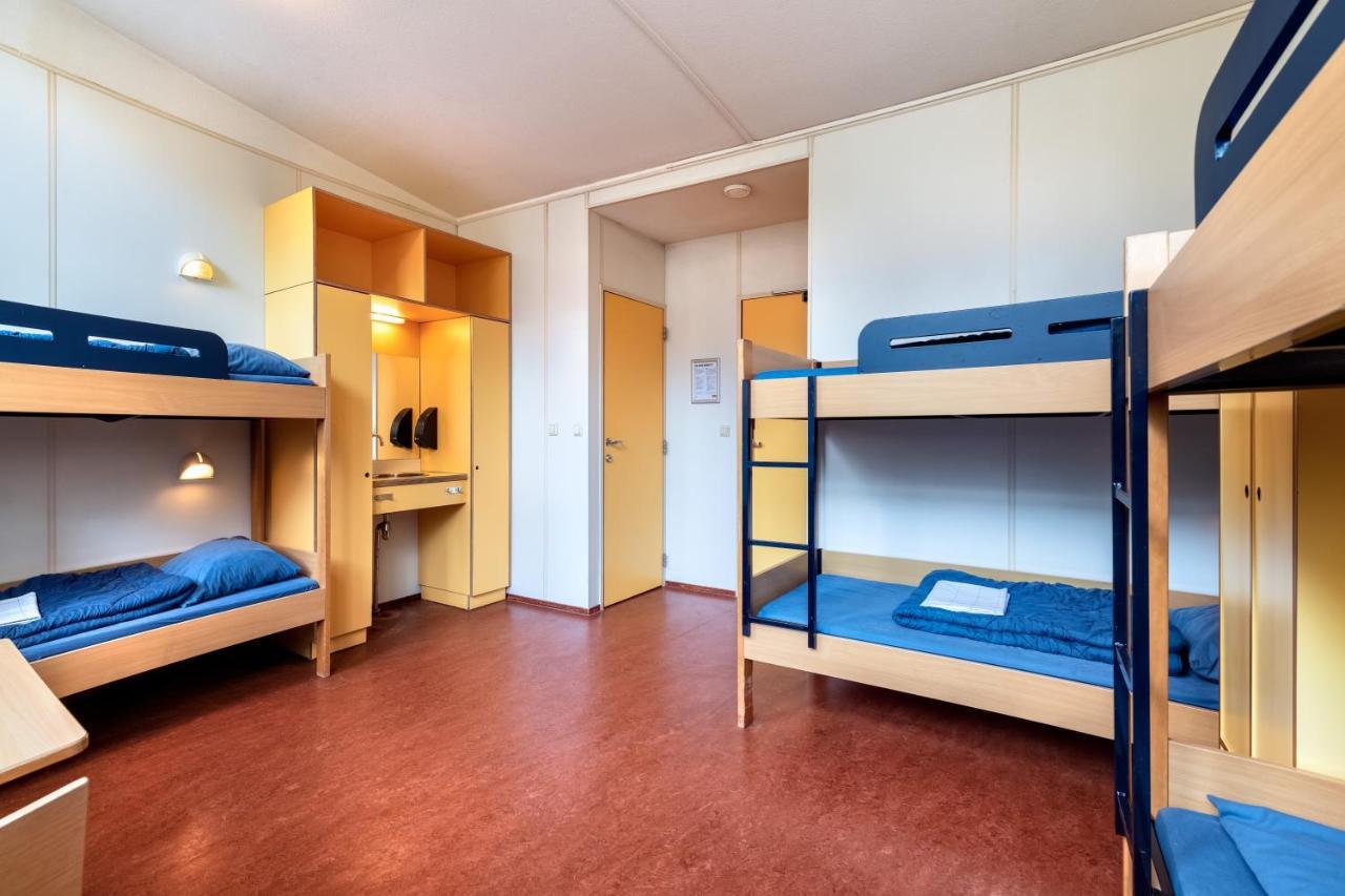 Stayokay Hostel อาเพลดอร์น ภายนอก รูปภาพ