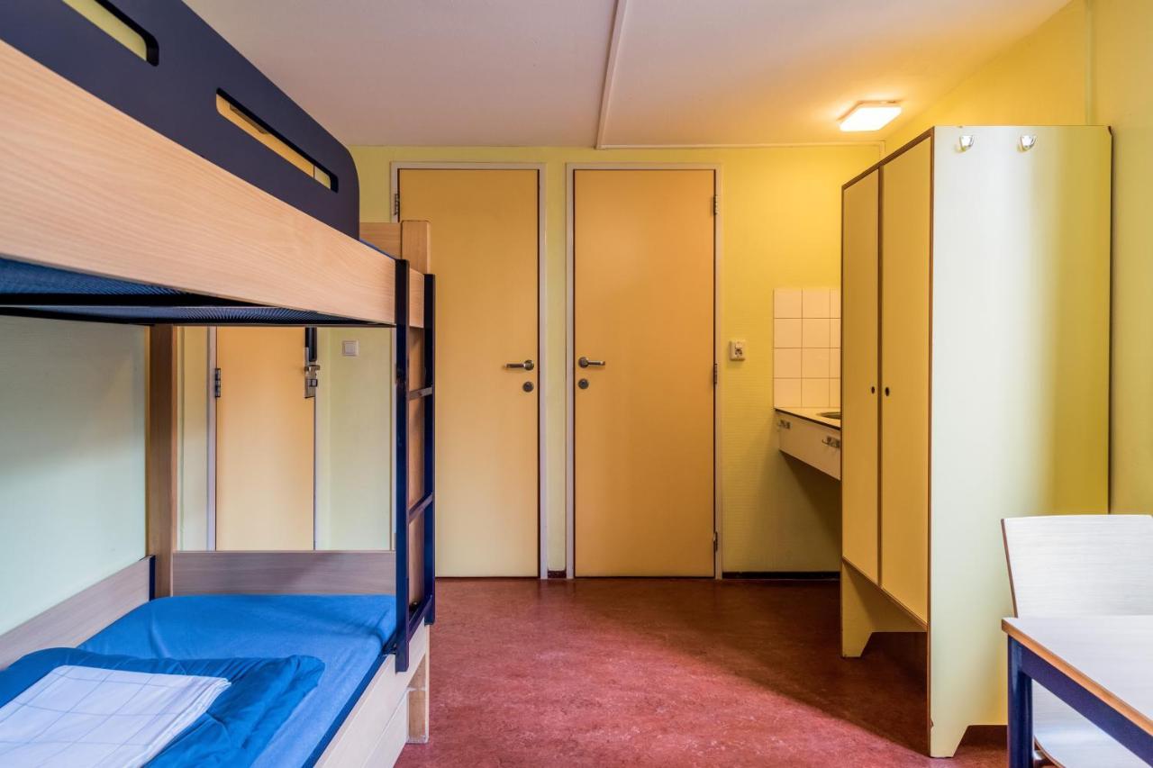 Stayokay Hostel อาเพลดอร์น ภายนอก รูปภาพ